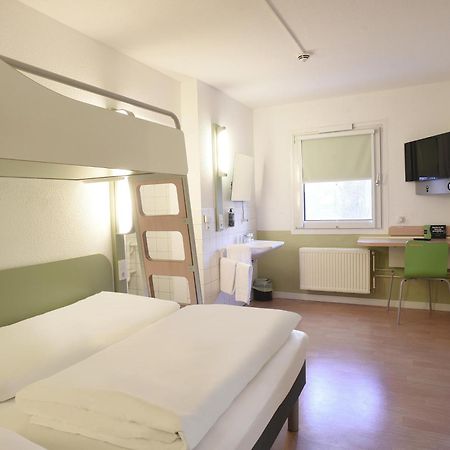 B&B Hotel Rostock-Broderstorf Buitenkant foto