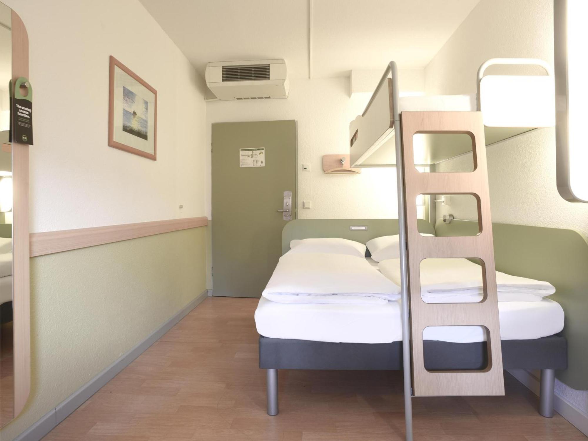 B&B Hotel Rostock-Broderstorf Buitenkant foto
